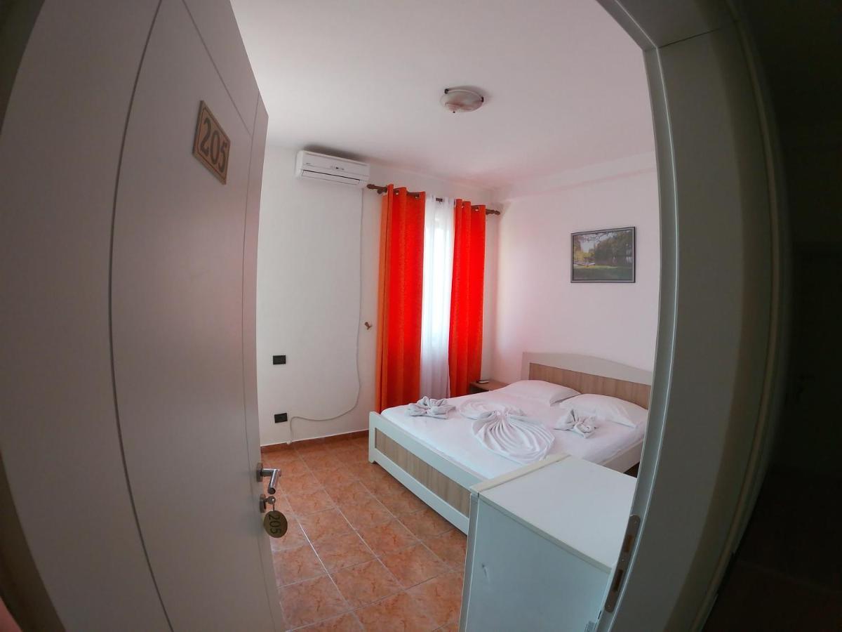 Hotel Bolonja Shengjin Ngoại thất bức ảnh