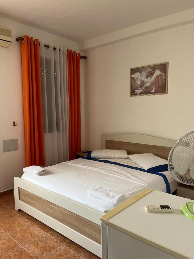 Hotel Bolonja Shengjin Ngoại thất bức ảnh