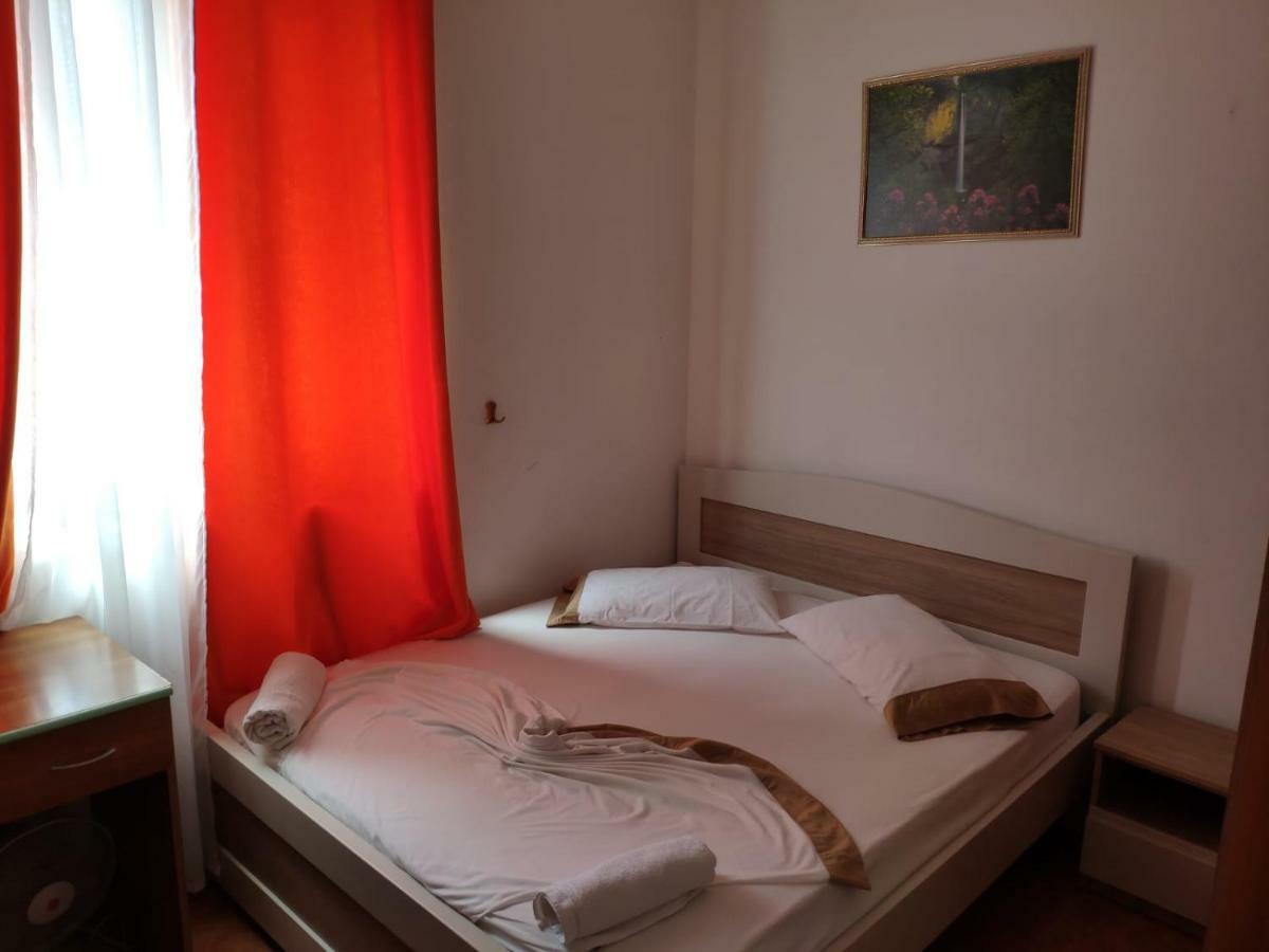 Hotel Bolonja Shengjin Ngoại thất bức ảnh